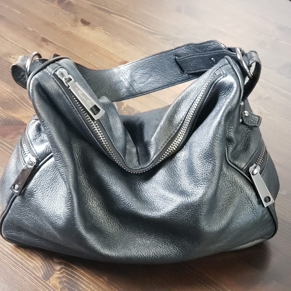 Kenneth Cole black genuine leather purse